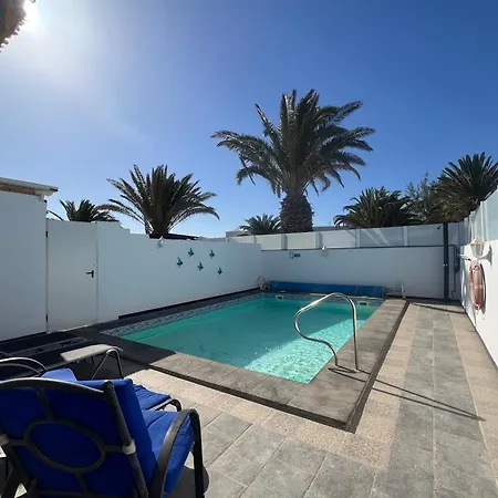 Casa Swn-Y-Mor, Two Bedroom Apartment With Private Pool Costa Teguise Exterior photo